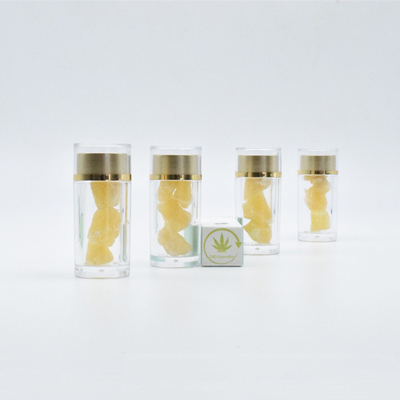 De Waskruimeltaart die van de glasfles CBD Zuivere CBD-Organische Kruimeltaart betten
